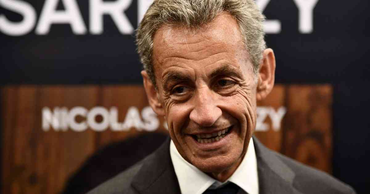 El ex presidente de Francia Nicolas Sarkozy recibió la libertad condicional mientras lo investigan por un caso de corrupción
