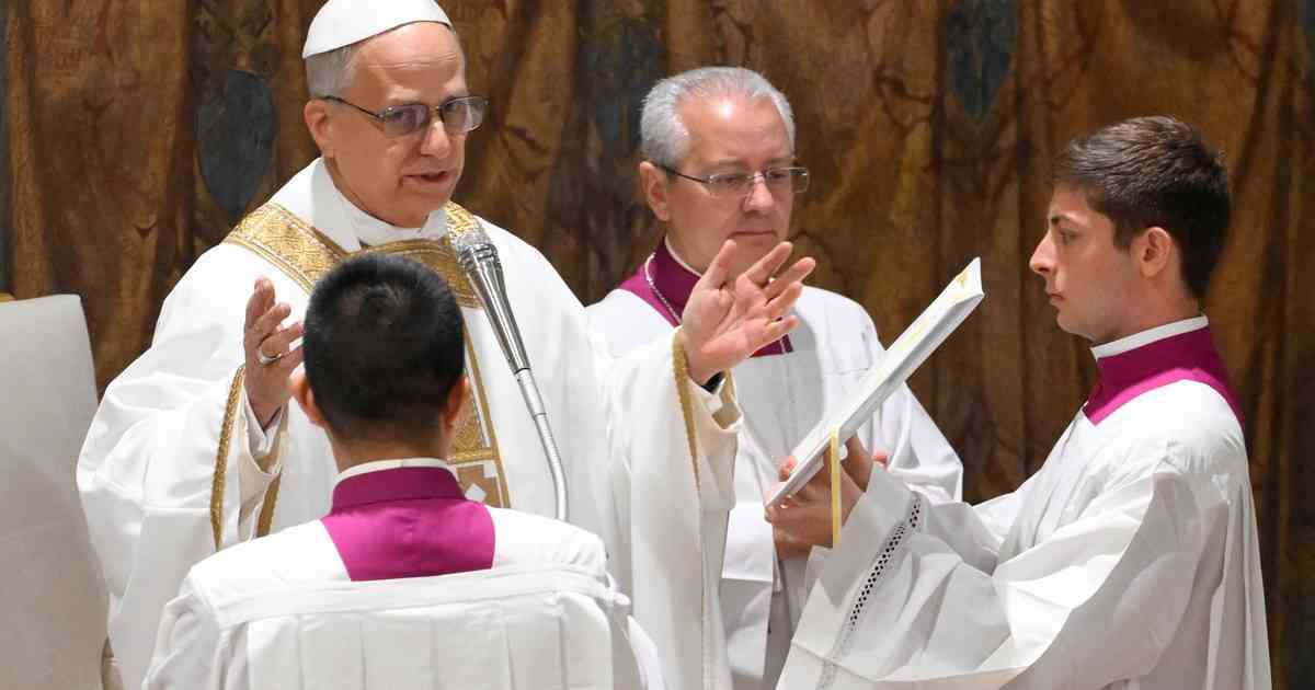 La primera actividad de León XIV como nuevo Papa: celebró una misa para los cardenales en la Capilla Sixtina